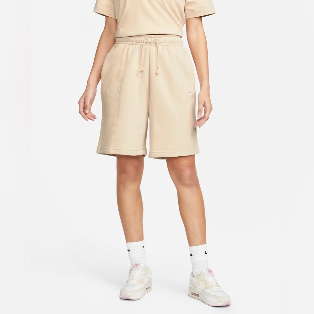 NIKE sweatshorts